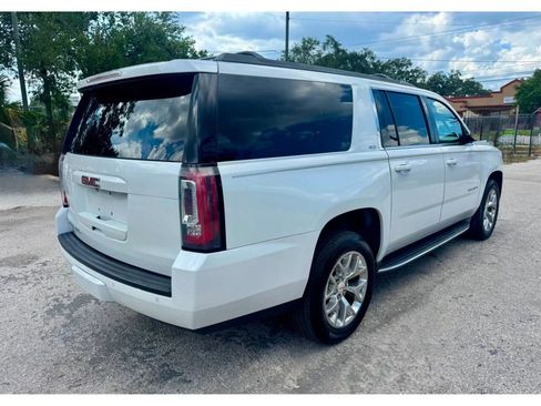 Used 2016 GMC Yukon XL SLT w/ Open Road Package RWD image 5