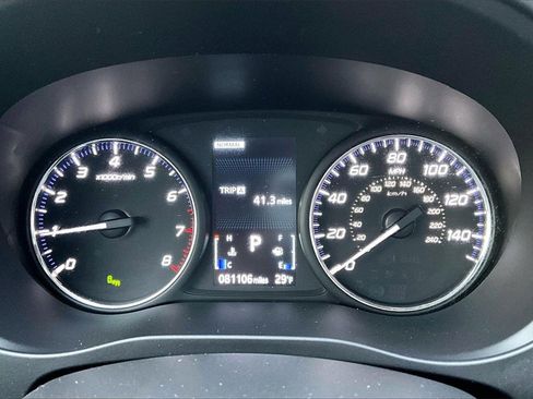 Used 2020 Mitsubishi Outlander ES image 16