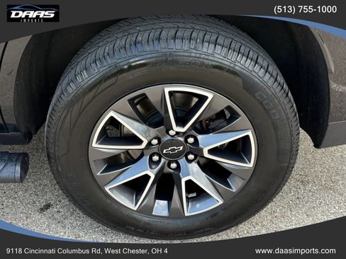 Used 2021 Chevrolet Tahoe Z71 w/ Luxury Package AWD/4WD image 95