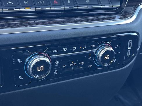 New 2026 GMC Sierra 1500 Elevation image 21