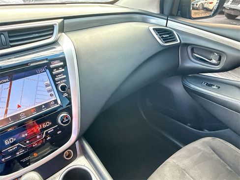 Used 2017 Nissan Murano S w/ Navigation Package image 24