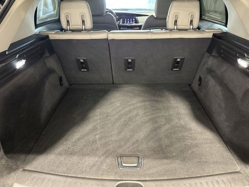 Used 2019 Cadillac XT4 Luxury image 34