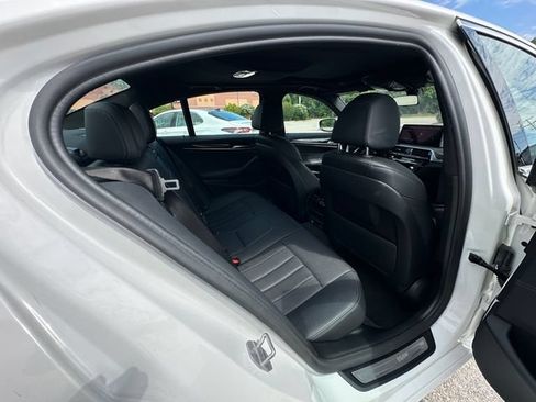 Used 2021 BMW 530e w/ Parking Assistance Package RWD image 17