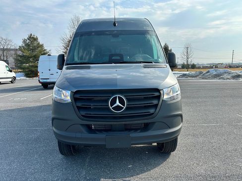 New 2025 Mercedes-Benz Sprinter 2500 image 2