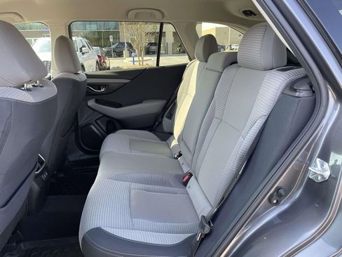 Used 2022 Subaru Outback Premium image 3