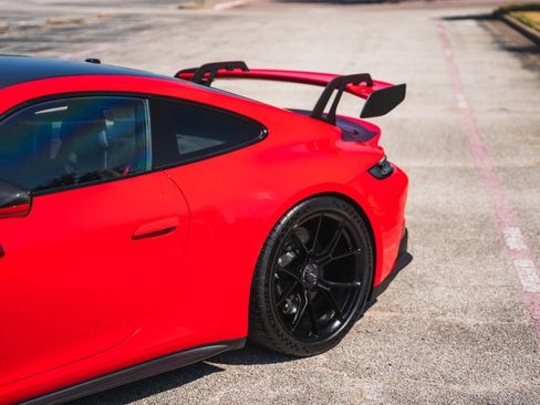 Used 2022 Porsche 911 GT3 RWD image 12
