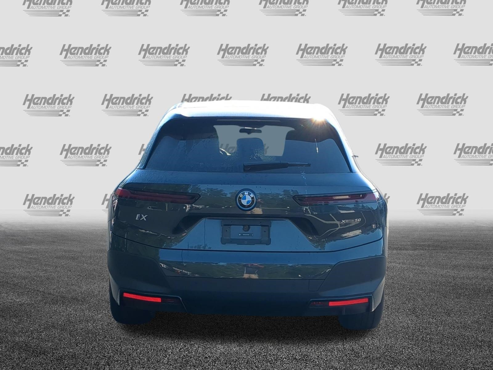 Certified 2025 BMW iX xDrive50 w/ Premium Package AWD/4WD image 9