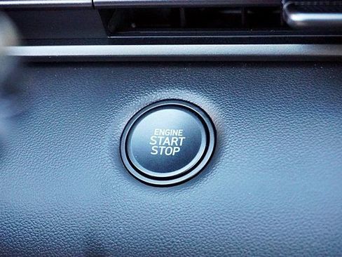 Certified 2026 Hyundai Elantra Sport FWD image 28