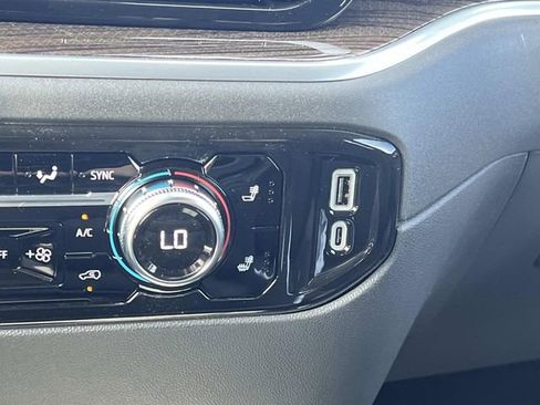 New 2026 GMC Sierra 1500 Elevation image 23