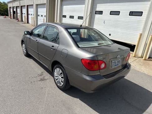 Used 2003 Toyota Corolla CE FWD image 12