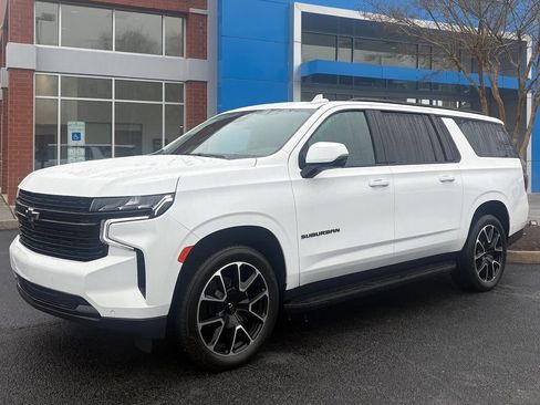 Used 2024 Chevrolet Suburban RST w/ Luxury Package image 1