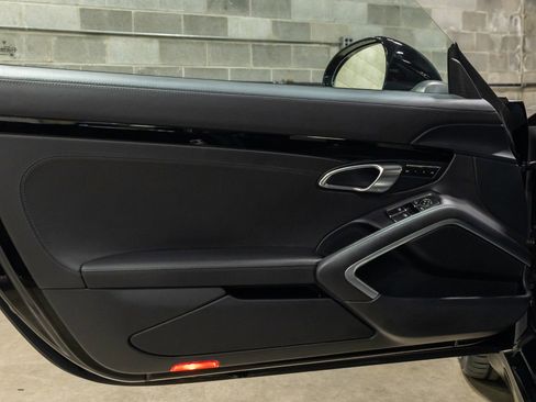 Used 2019 Porsche 911 Carrera RWD image 33