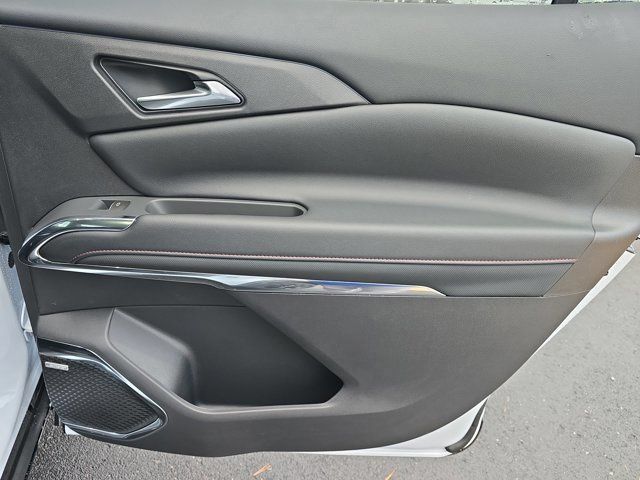 New 2026 Chevrolet Traverse RS FWD image 18