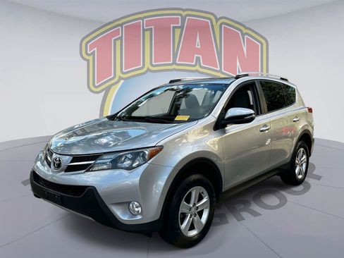Used 2013 Toyota RAV4 XLE AWD/4WD image 1