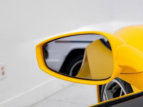 Used 2017 Ferrari 488 Spider image 36