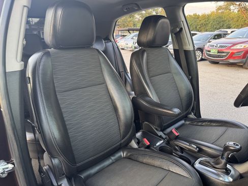 Used 2016 Buick Encore FWD image 19