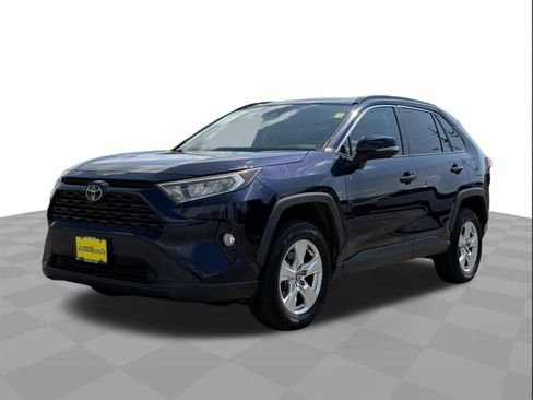 Used 2021 Toyota RAV4 XLE AWD/4WD image 1