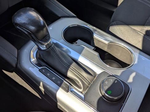 Used 2019 Chevrolet Blazer LT image 10