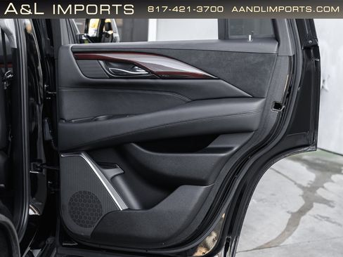 Used 2019 Cadillac Escalade Luxury image 57