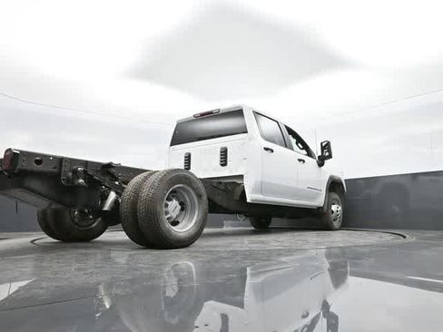 New 2025 GMC Sierra 3500 Pro w/ Convenience Package image 48