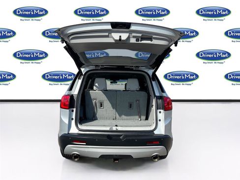 Used 2019 GMC Acadia SLT w/ LPO, Floor Liner Package image 28