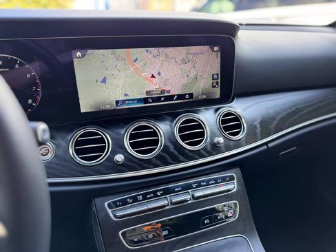 Used 2023 Mercedes-Benz E 350 4MATIC Sedan image 15