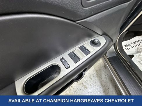 Used 2012 Ford Fusion SEL image 32