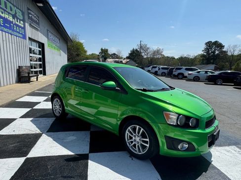 Used 2014 Chevrolet Sonic LT w/ LT Spring Promotional Package image 4