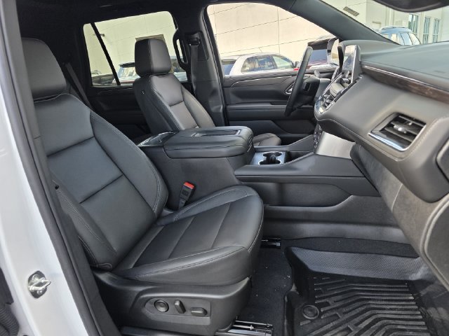 Used 2024 Chevrolet Tahoe LT w/ LT Signature Plus Package AWD/4WD image 31