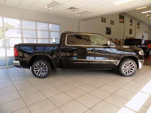 Used 2025 RAM 1500 Limited image 7