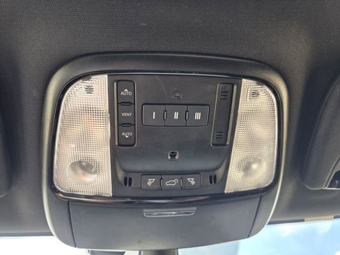 Used 2023 Dodge Durango GT image 23