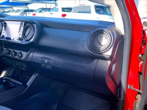 Used 2021 Toyota Tacoma SR image 18