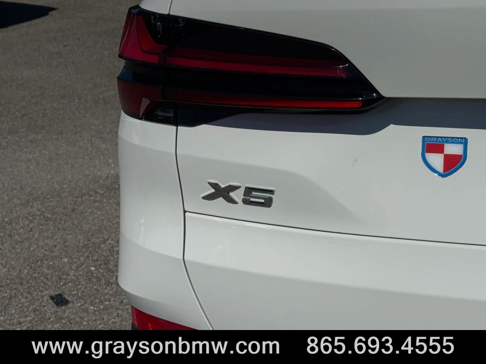 Used 2024 BMW X5 xDrive40i AWD/4WD image 10