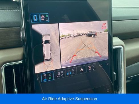 Certified 2025 GMC Yukon XL Denali Ultimate w/ LPO, Illumination Package AWD/4WD image 12