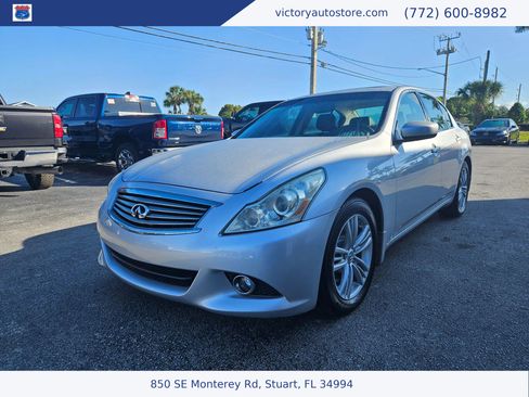 Used 2011 INFINITI G37 Journey w/ Premium Pkg image 3
