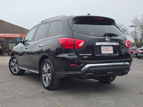 Used 2019 Nissan Pathfinder SV image 8
