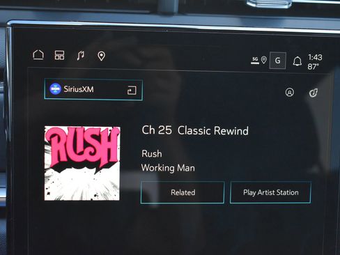 New 2026 GMC Terrain Elevation w/ LPO, Floor Liner Package image 28