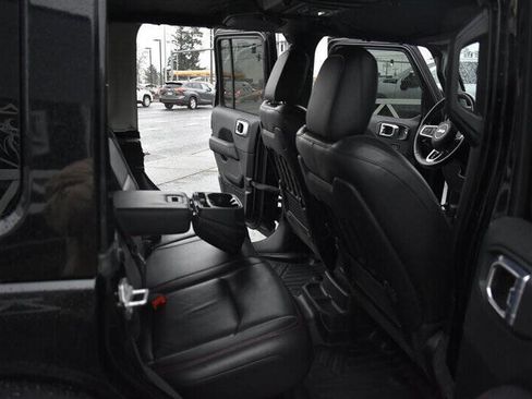 Used 2021 Jeep Wrangler Unlimited Rubicon image 16