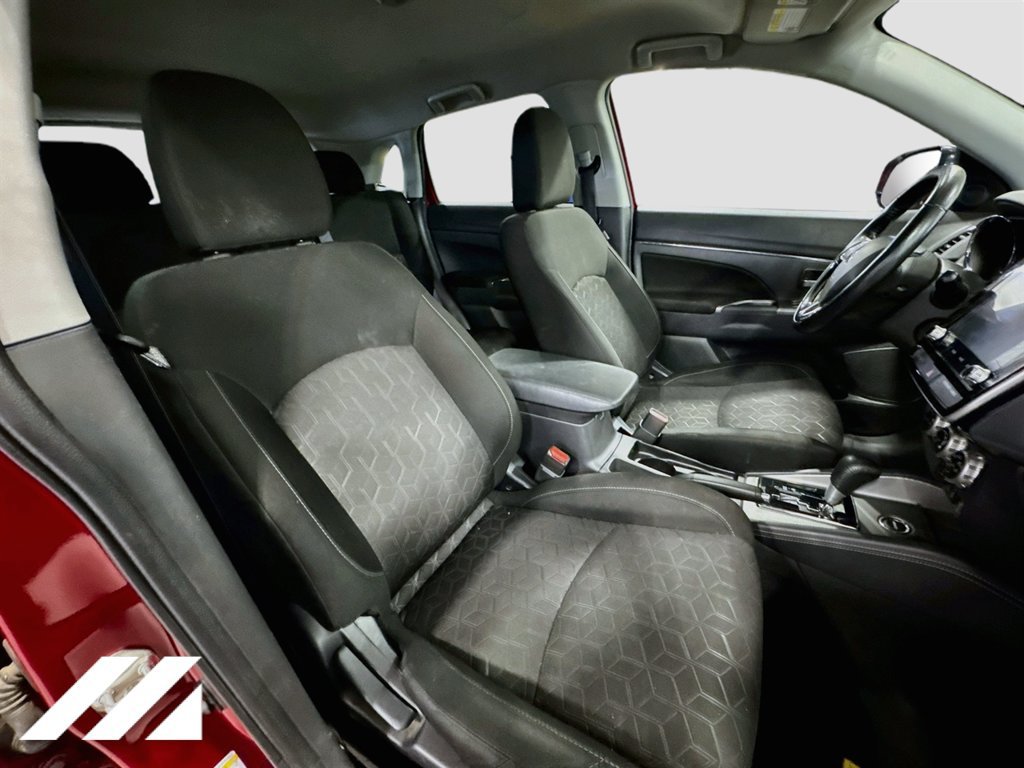 Used 2021 Mitsubishi Outlander Sport SE AWD/4WD image 28