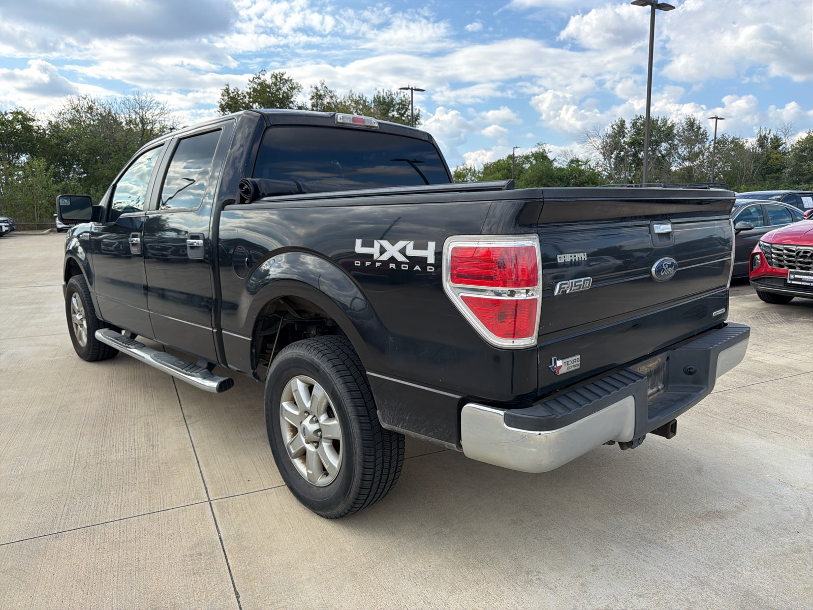 Used 2014 Ford F150 XLT w/ XLT Chrome Package AWD/4WD image 8