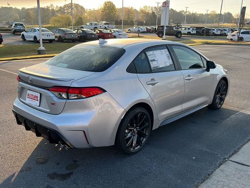 New 2026 Toyota Corolla SE image 6
