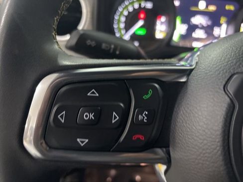 Used 2024 Jeep Wrangler Unlimited Sahara AWD/4WD image 23