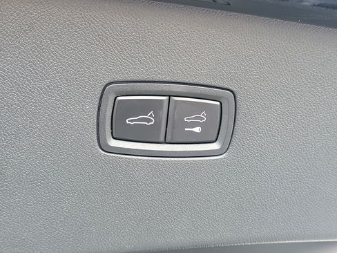 Used 2021 Porsche Cayenne Turbo AWD/4WD image 8