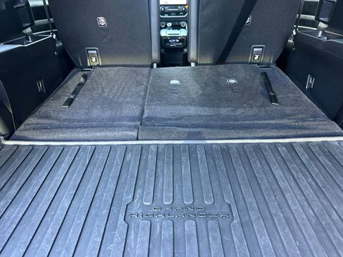 Used 2024 Toyota Grand Highlander FWD image 20