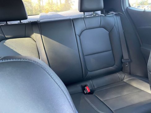 Used 2025 Buick Envista Sport Touring image 33