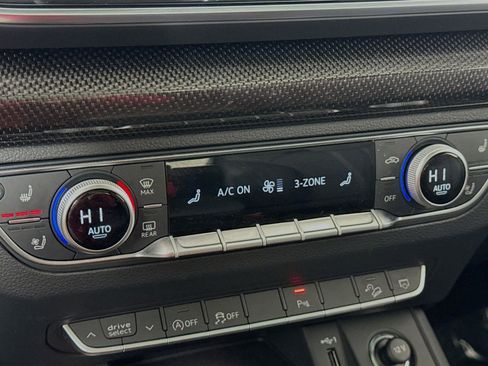 Certified 2023 Audi SQ5 Premium Plus w/ Premium Plus Package image 20