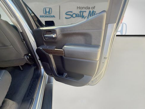 Used 2021 Chevrolet Silverado 1500 RST w/ Z71 Off-Road Package AWD/4WD image 30