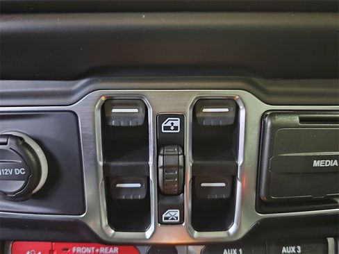 Used 2020 Jeep Gladiator Rubicon image 26