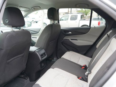 Used 2019 Chevrolet Equinox LT image 15