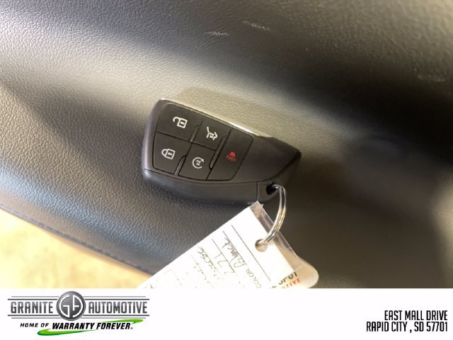Used 2025 Chevrolet Traverse Z71 w/ Driver Confidence Package AWD/4WD image 16